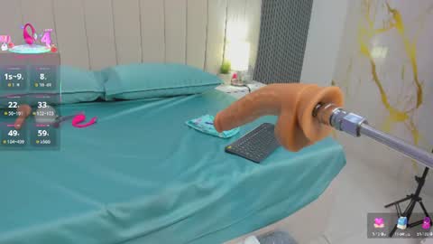 Snapshot of leela_ray chatting on 06-15-26, 03:42 Leela online show from 06-15-26, 03:42