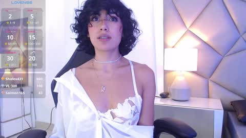 Snapshot of leethompson_ chatting on 01-11-25, 06:01 Leet  online show from 01-11-25, 06:01