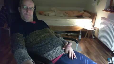 Dave online show from 02-03-25, 10:21