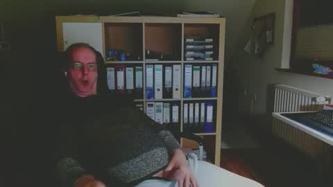 Snapshot of lefti27 chatting on 03-01-26, 09:06 Dave online show from 03-01-26, 09:06