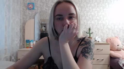 leggywily25 online show from 12-12-24, 10:24