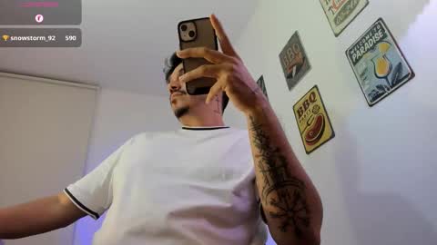 Snapshot of legolas_15 chatting on 02-02-26, 11:36 Alejandro online show from 02-02-26, 11:36