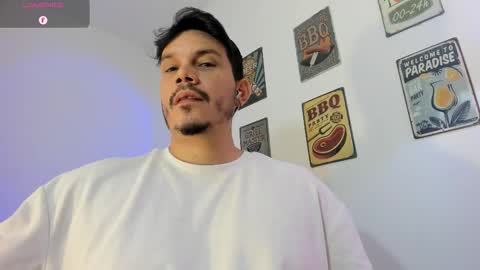 Snapshot of legolas_15 chatting on 02-03-26, 12:43 Alejandro online show from 02-03-26, 12:43