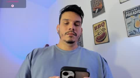 Snapshot of legolas_15 chatting on 02-16-26, 09:49 Alejandro online show from 02-16-26, 09:49