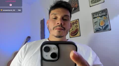 Snapshot of legolas_15 chatting on 02-27-26, 11:27 Alejandro online show from 02-27-26, 11:27