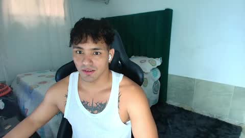 Snapshot of lei_77 chatting on 04-23-26, 08:44 Lei online show from 04-23-26, 08:44