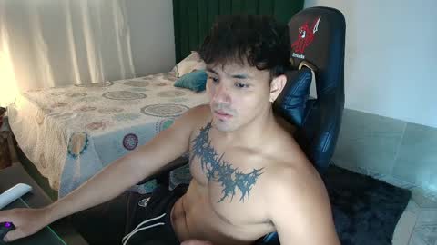 Snapshot of lei_77 chatting on 05-14-26, 07:53 Lei online show from 05-14-26, 07:53