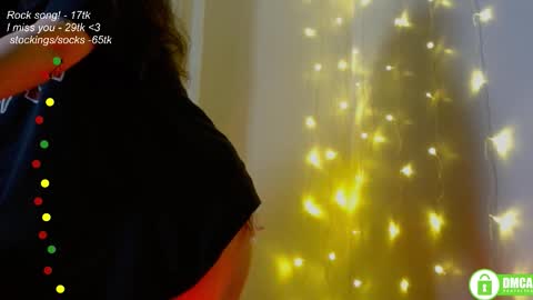 hey Im Leia and I love rock  online show from 02-06-26, 08:23