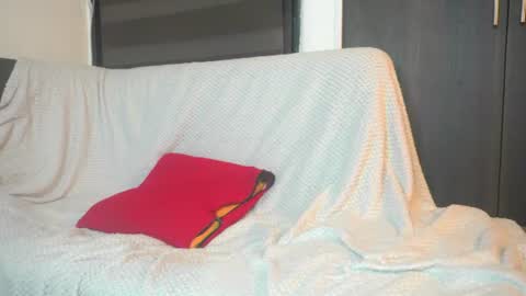 Snapshot of leiaah__ chatting on 06-22-26, 03:25 Leah online show from 06-22-26, 03:25