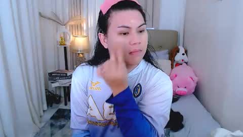 Cailey online show from 11-23-25, 11:26