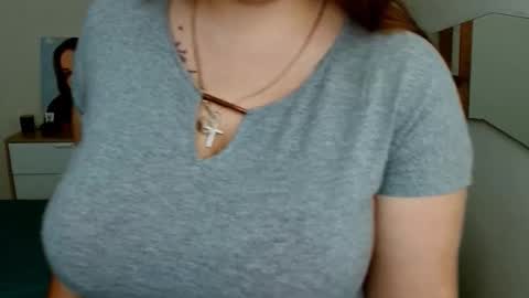 Leila online show from 11-27-25, 05:31