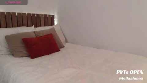 LEILA LUNA online show from 01-07-26, 06:05