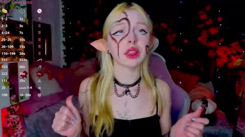 Leila online show from 10-31-25, 05:36