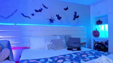   online show from 11-01-25, 08:11