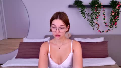 LeilaLawson online show from 02-10-25, 07:26