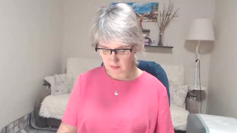 Leila Kinky online show from 11-12-25, 04:13