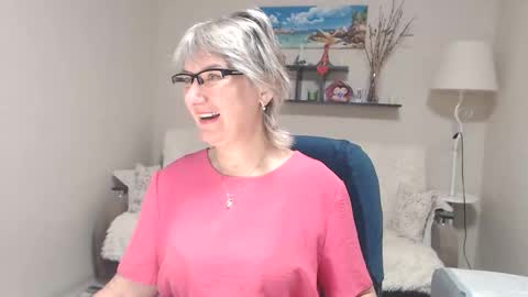 Leila Kinky online show from 11-24-25, 04:45