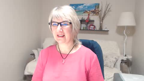 Leila Kinky online show from 02-11-26, 04:06