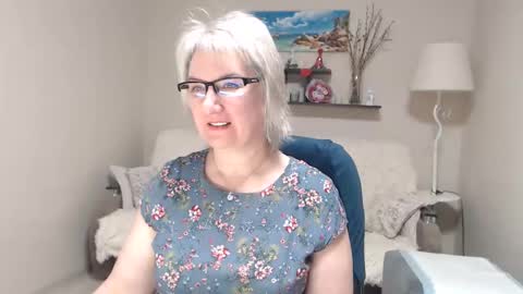 Leila Kinky online show from 03-08-26, 10:41