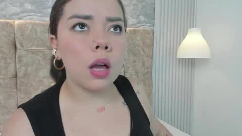 leilapons online show from 10-07-25, 05:21