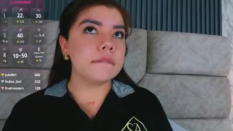 Snapshot of leilapons chatting on 06-11-26, 12:32 leilapons online show from 06-11-26, 12:32
