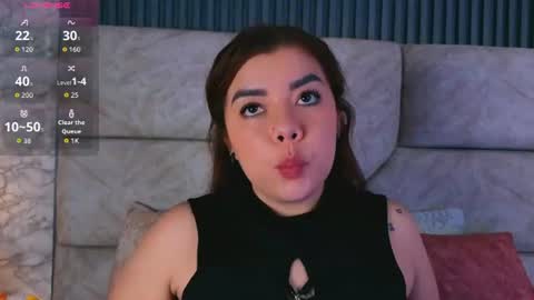 Snapshot of leilapons chatting on 06-17-26, 06:42 leilapons online show from 06-17-26, 06:42