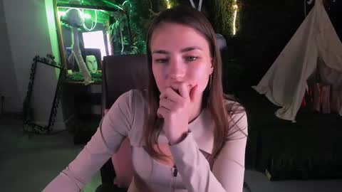 Leila Rai online show from 02-07-25, 01:43