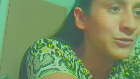 leily online show from 12-18-24, 07:41