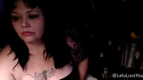 Snapshot of leluluvsyou chatting on 09-12-25, 03:50 Lelu Fallas online show from 09-12-25, 03:50