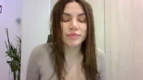 lena6122000 online show from 11-20-25, 06:46