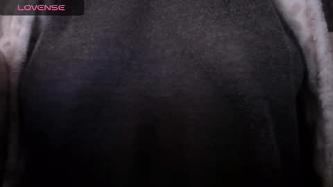 lenagolden online show from 11-26-25, 12:17