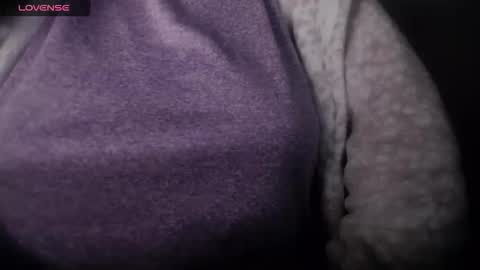 lenagolden online show from 04-21-26, 02:04