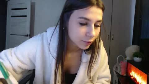 lenagordon online show from 11-21-25, 10:47