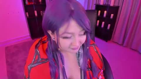 Lenna Kang online show from 09-15-25, 09:04