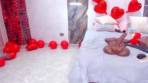 Lenathompson online show from 02-21-25, 07:45