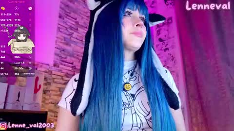 Snapshot of lenneval chatting on 06-21-26, 04:26 Val online show from 06-21-26, 04:26