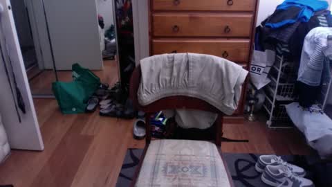 Snapshot of lennyfife chatting on 02-07-25, 02:08 Pussylicker online show from 02-07-25, 02:08