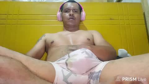 Snapshot of lenonroqe chatting on 05-16-26, 06:43 lenon online show from 05-16-26, 06:43