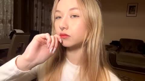 Snapshot of lenorehandelsman chatting on 03-03-26, 11:49 Tagami online show from 03-03-26, 11:49