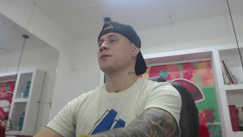 Yesid online show from 02-18-25, 02:06