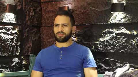 Leo  Diaz online show from 11-11-25, 01:49