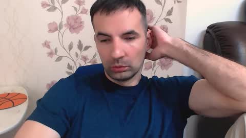 Leo Gianni online show from 05-12-26, 08:55