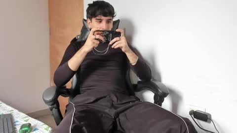 Leo Jones online show from 09-30-25, 06:24