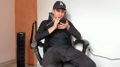 Leo Jones online show from 12-05-25, 06:15