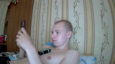 Snapshot of leo_timm chatting on 06-08-26, 08:15 leo_timm online show from 06-08-26, 08:15