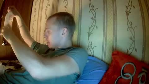 Snapshot of leo_timm chatting on 06-18-26, 10:03 leo_timm online show from 06-18-26, 10:03