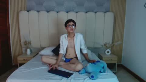 Leo Williams online show from 06-30-26, 12:06