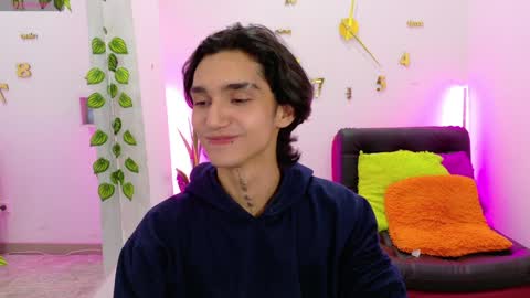 Snapshot of leoadamss chatting on 01-13-25, 07:31 Leo online show from 01-13-25, 07:31