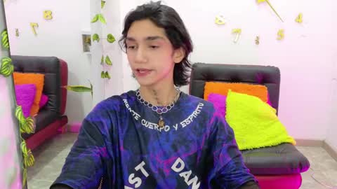 Snapshot of leoadamss chatting on 02-18-25, 12:49 Leo online show from 02-18-25, 12:49