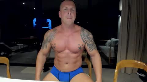 Snapshot of leoboyf4f chatting on 06-05-26, 06:35 TheBigLeo online show from 06-05-26, 06:35